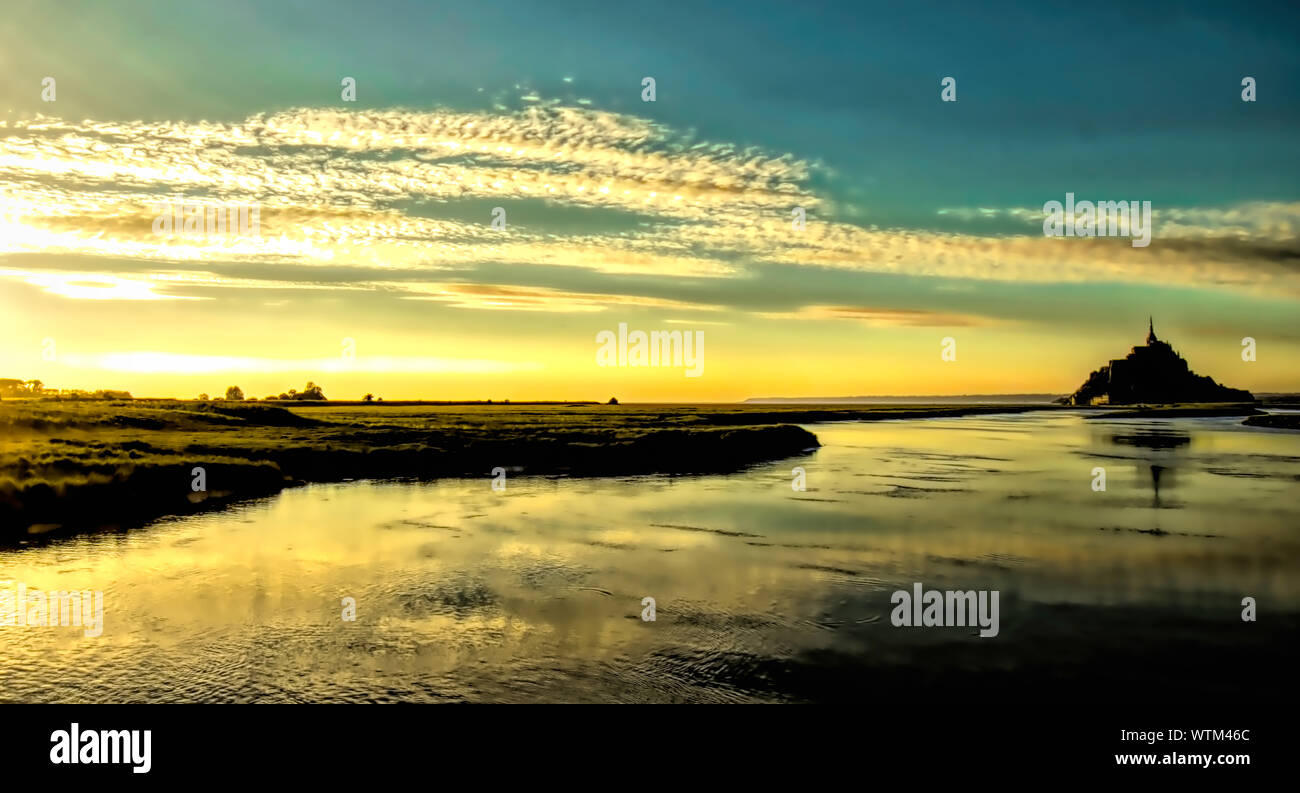 Splendido Mont St Michel in Normandia, Francia Foto Stock