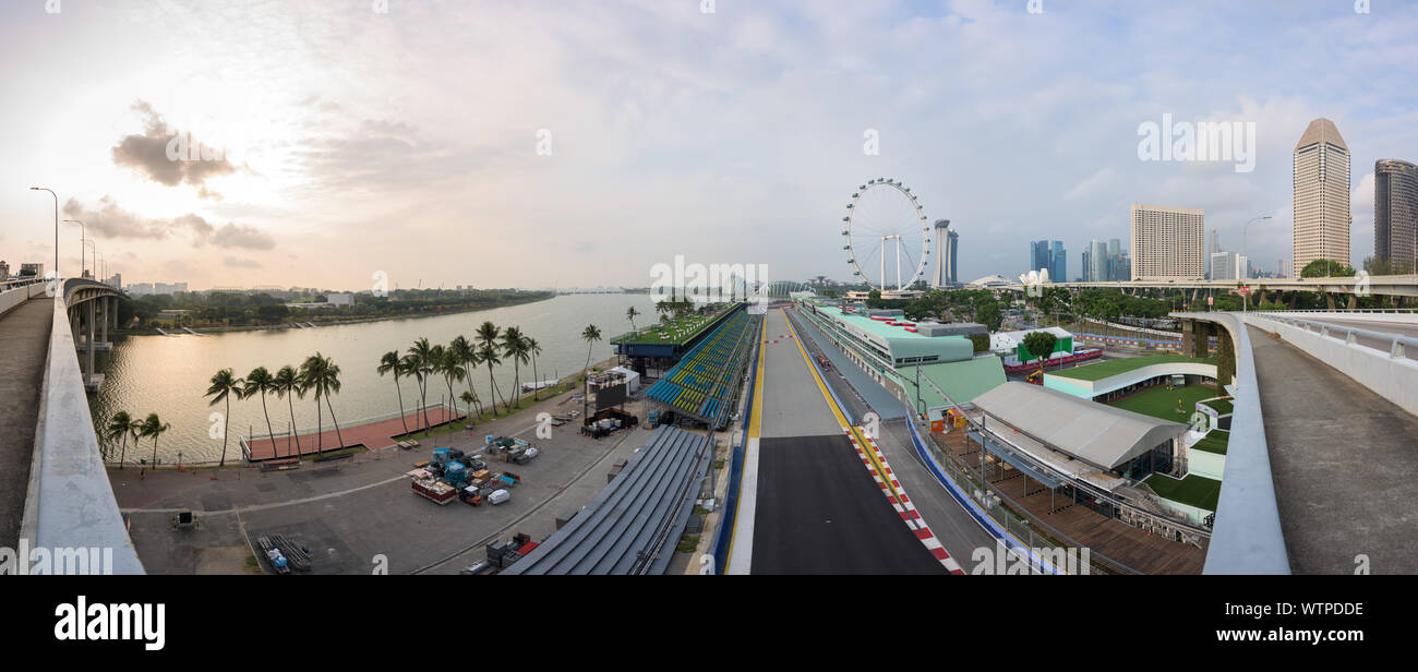 Singapore - 9 SET 2019: il circuito cittadino di Marina Bay è sempre pronto ad accogliere la notte di Singapore gara in Formula One Grand Prix. La tribuna è l Foto Stock