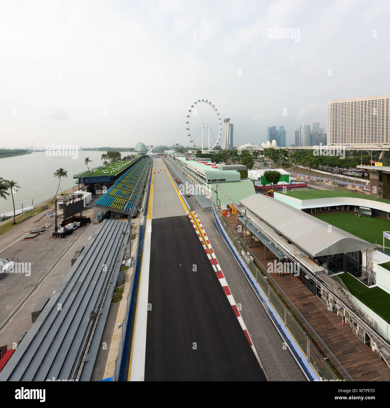 Singapore - 9 SET 2019: il circuito cittadino di Marina Bay è sempre pronto ad accogliere la notte di Singapore gara in Formula One Grand Prix. La tribuna è l Foto Stock