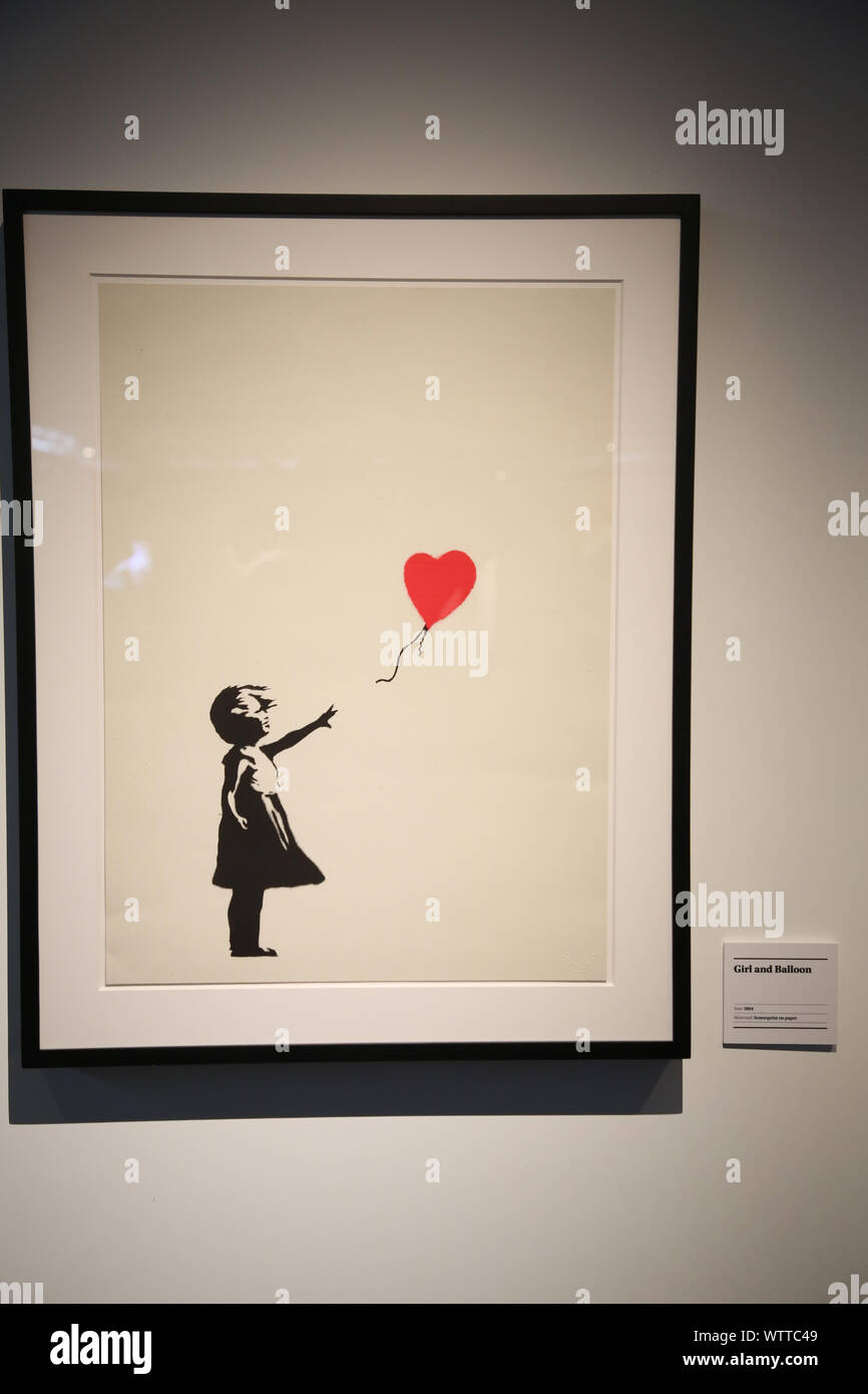 Sydney, Australia. 12 settembre 2019. L'ARTE DI BANKSY vetrine 80 opere originali associati, probabilmente, la più intrigante e discusse artista nella storia moderna. Questi private a pezzi di Banksy, le opere di tele includono, serigrafie e sculture. L'ARTE DI BANKSY ha già generato entusiasmo internazionale quando ha visitato Melbourne, Tel Aviv, Auckland, Toronto e Miami, e ora questa mostra unica arriva a Sydney per un periodo limitato di stagione. Credito: Richard Milnes/Alamy Live News Foto Stock