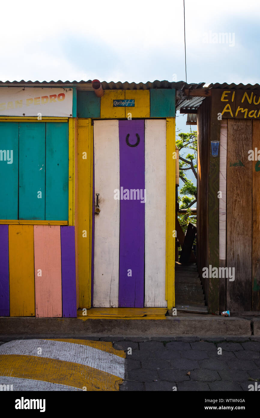 Porta colorati in Guatemala Foto Stock