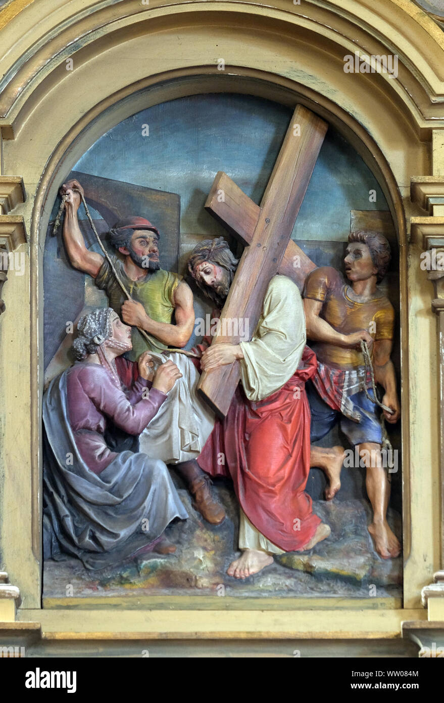 6 stazioni della Via Crucis, La Veronica asciuga il volto di Gesù, San Giovanni Battista a Zagabria in Croazia Foto Stock