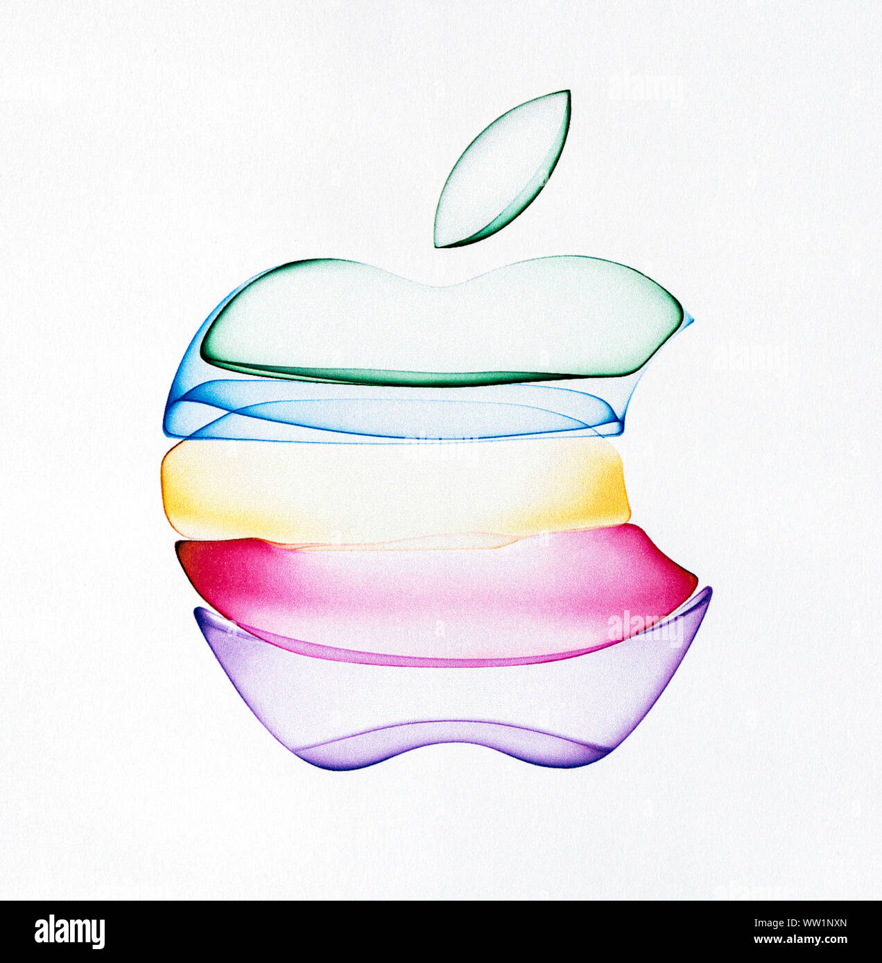 Kiev, Ucraina - 12 Settembre 2019: un nuovo logo di società Apple stampati su un foglio di carta bianca. Foto Stock
