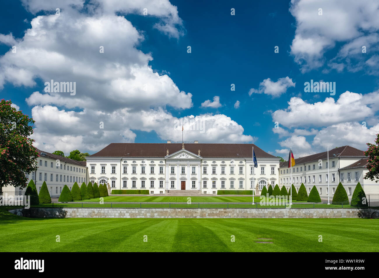 Famosa Schloss Bellevue, il palazzo presidenziale a Berlino, Germania Foto Stock