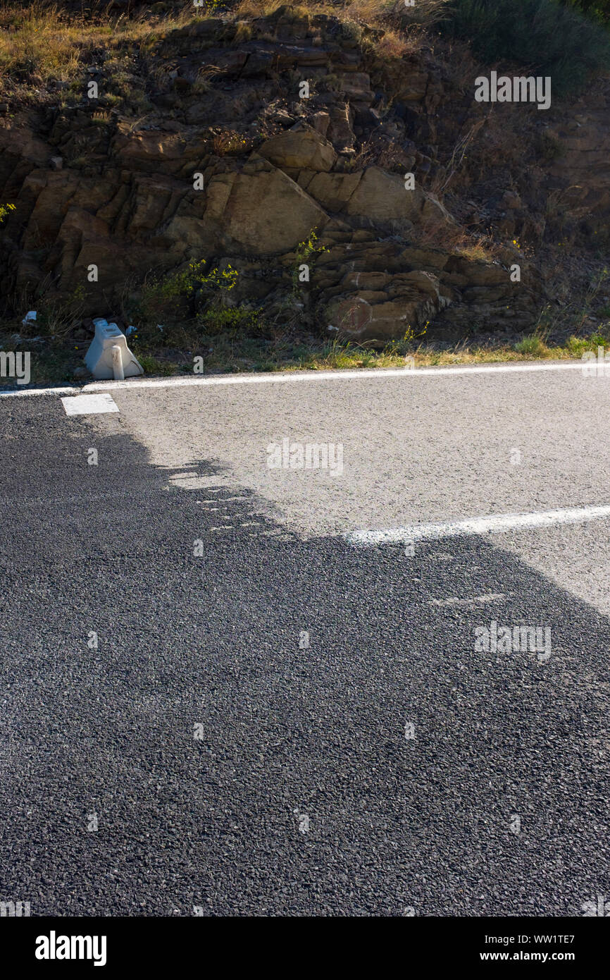 Frontiera Francia-spagna sulla D914 road, sulla costa mediterranea, Pirenei Orientale, Francia Foto Stock