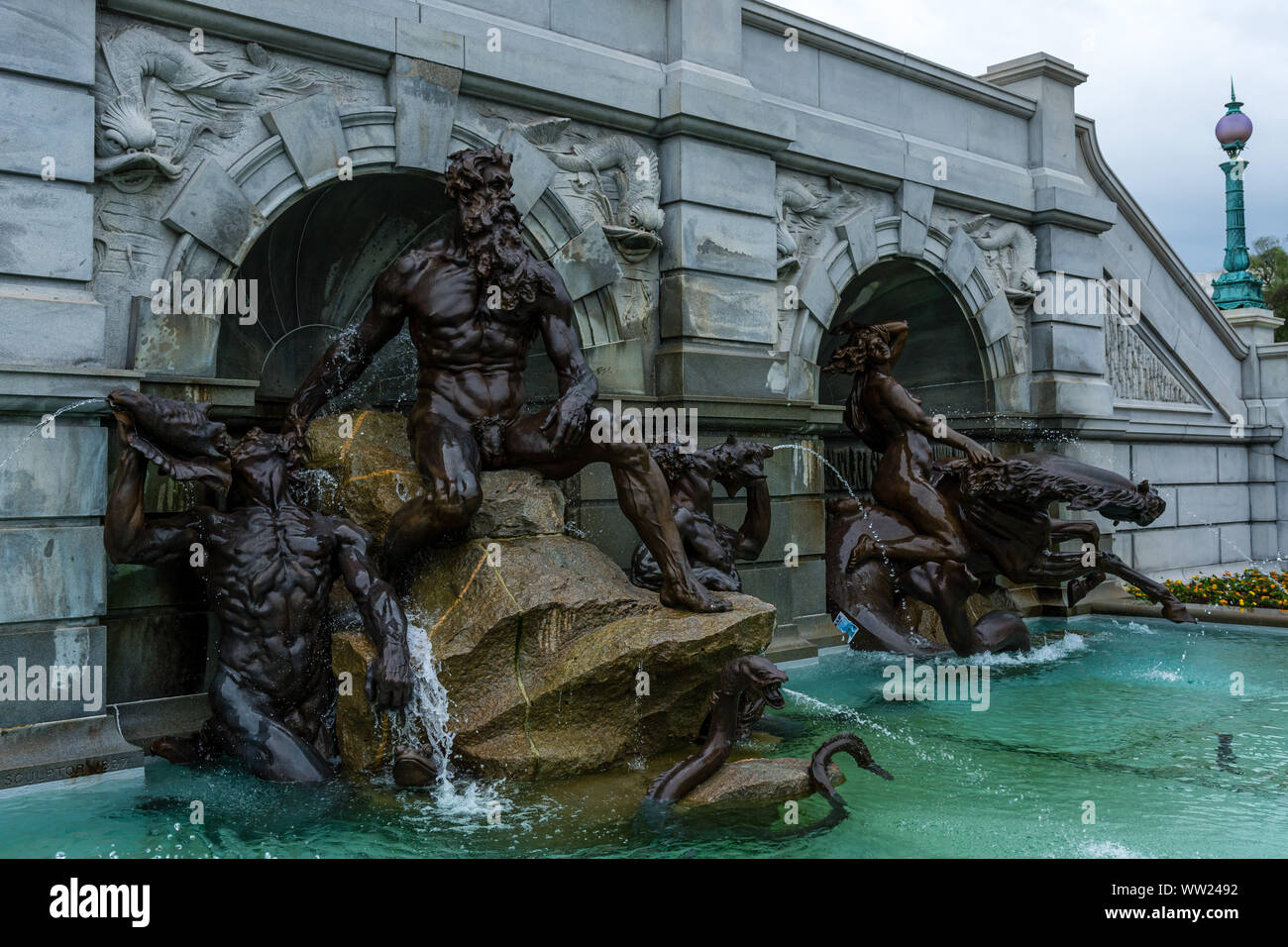 La corte della Fontana di Nettuno vicino al Senato a Washington DC Foto Stock