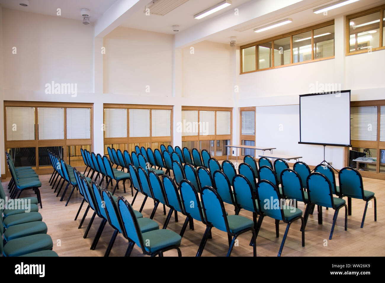 Sheffield, Regno Unito: 20 Aprile 2016: chiesa di Santa Maria la sala conferenze è disponibile a noleggio per il business e riunioni comunitarie e presentazioni Foto Stock