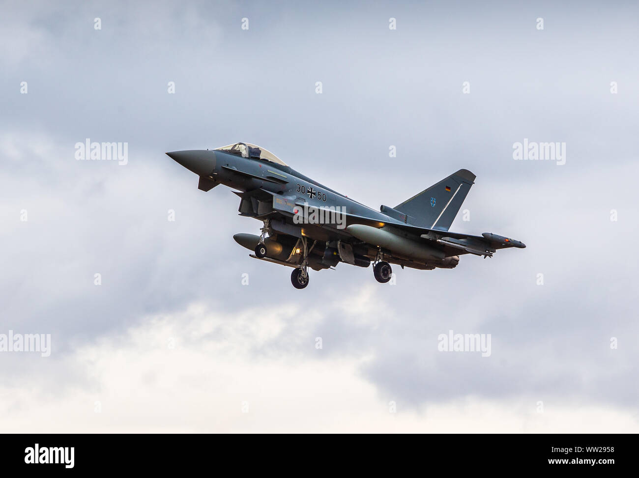 Esercizio guerriero Cobra 2019 - Il tifone 30+50 del tedesco della Air Force si diparte RAF Waddington, Lincolnshire, sull esercizio - 11 Settembre 2019 Foto Stock