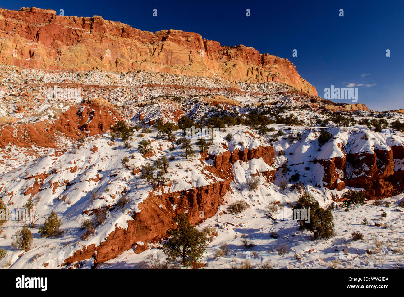 Receding neve invernale nel Waterpocket Fold, Capitol Reef National Park nello Utah, Stati Uniti d'America Foto Stock