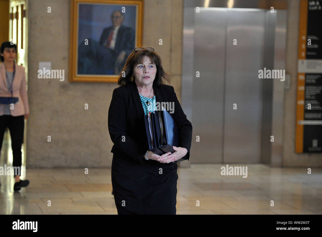 Edinburgh, Regno Unito. Xii Sep, 2019. Nella foto: Jeane Freeman MSP - il Ministro della Salute. Prima sessione di Primi Ministri questioni come il parlamento scozzese tenta di sterzare un percorso attraverso le ricadute delle ultime Brexit pasticcio e impedire la Scozia da lasciare l'UE. Credito: Colin Fisher/Alamy Live News Foto Stock