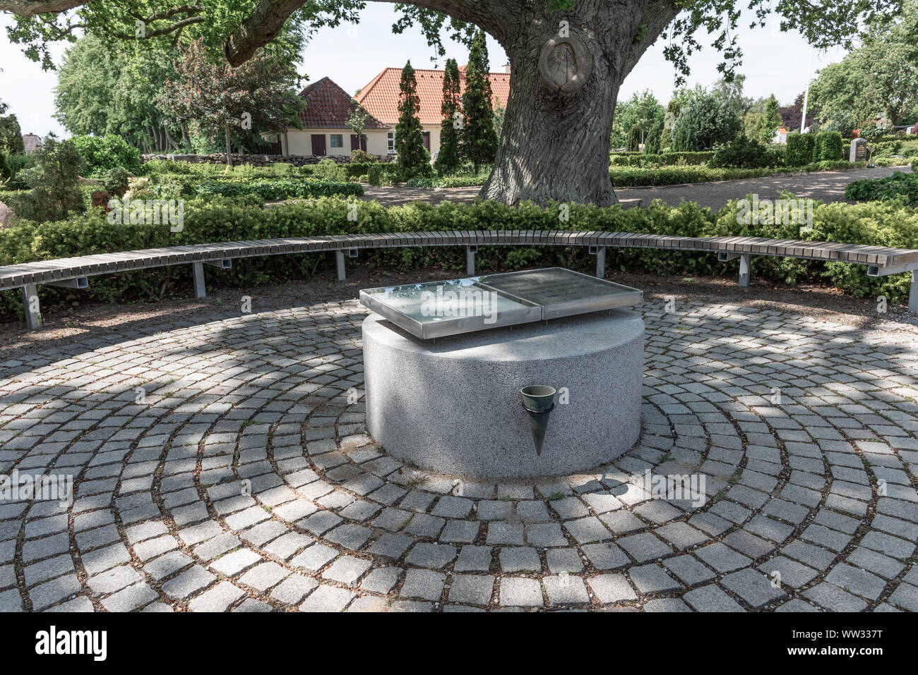 Il luogo memoriale di Elvira Madigan e Sixten Sparre a Landet cimitero, Svendborg, Danimarca, 11 Luglio 2019 Foto Stock