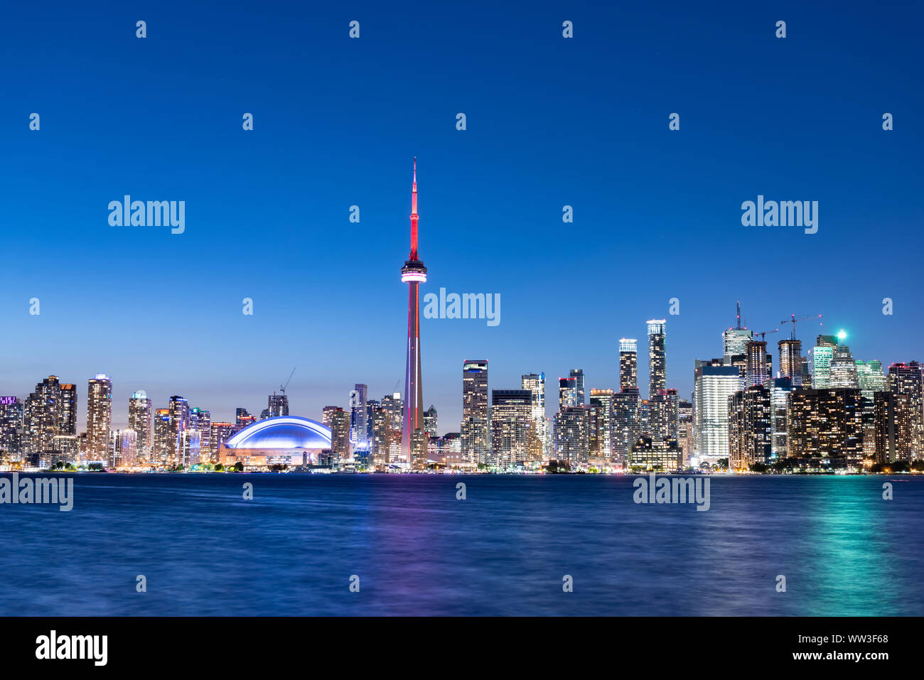 Vista notturna della città di Toronto, Canada Foto Stock