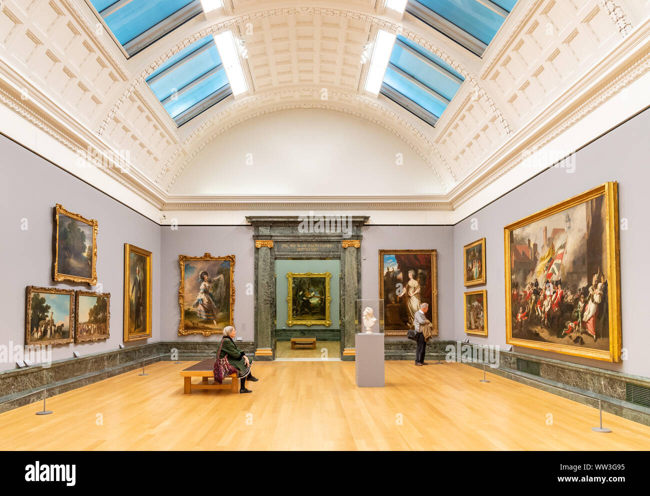 Interno della galleria d'arte Tate Britain, London, Regno Unito Foto Stock