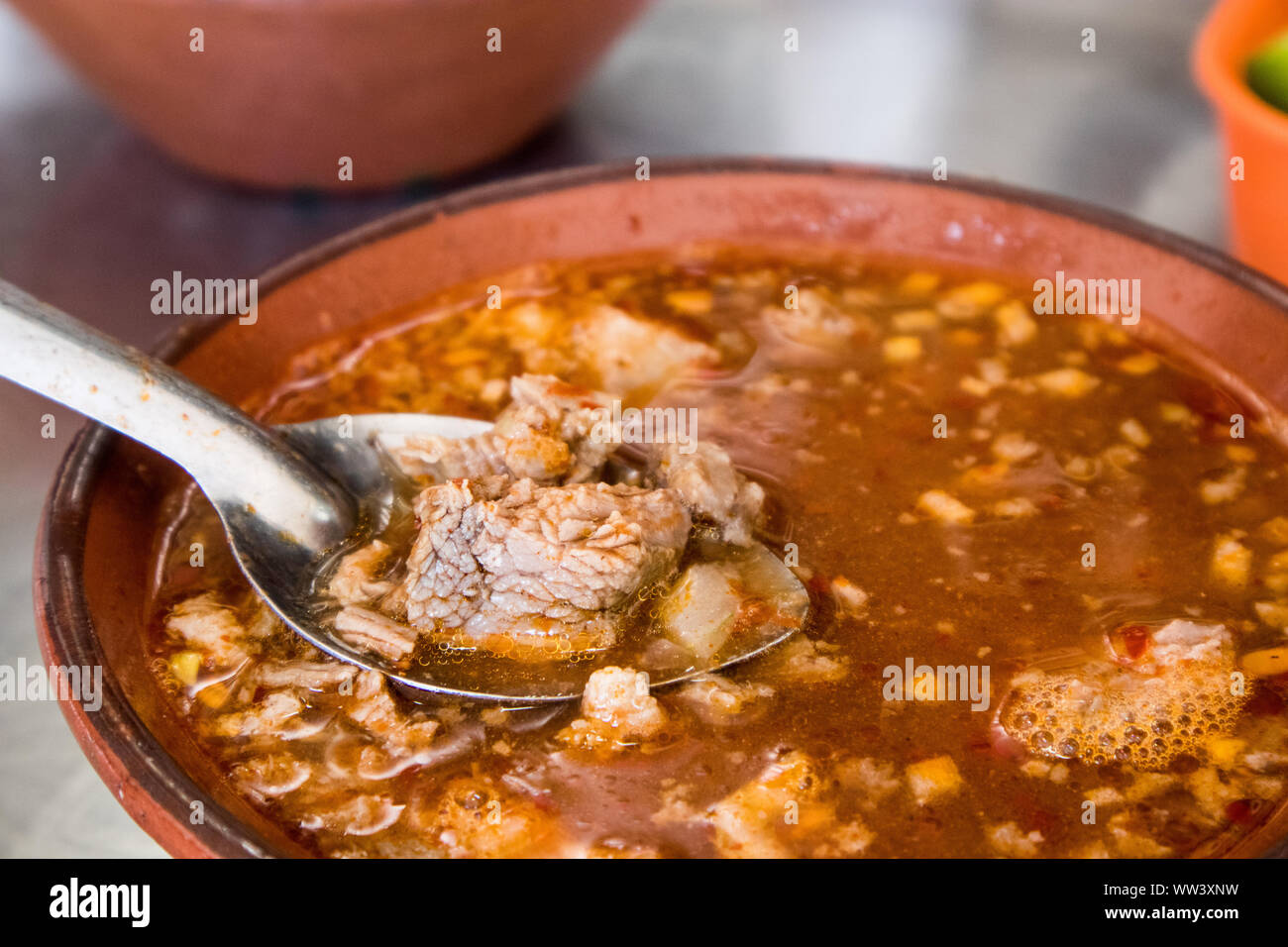 Carni bovine Birria in Città del Messico Foto Stock