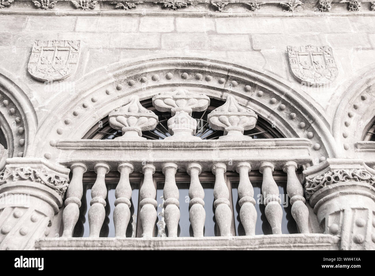 Foto esterna, utilizzando un teleobiettivo della Cattedrale di Granada, Granada, Spagna. Foto Stock