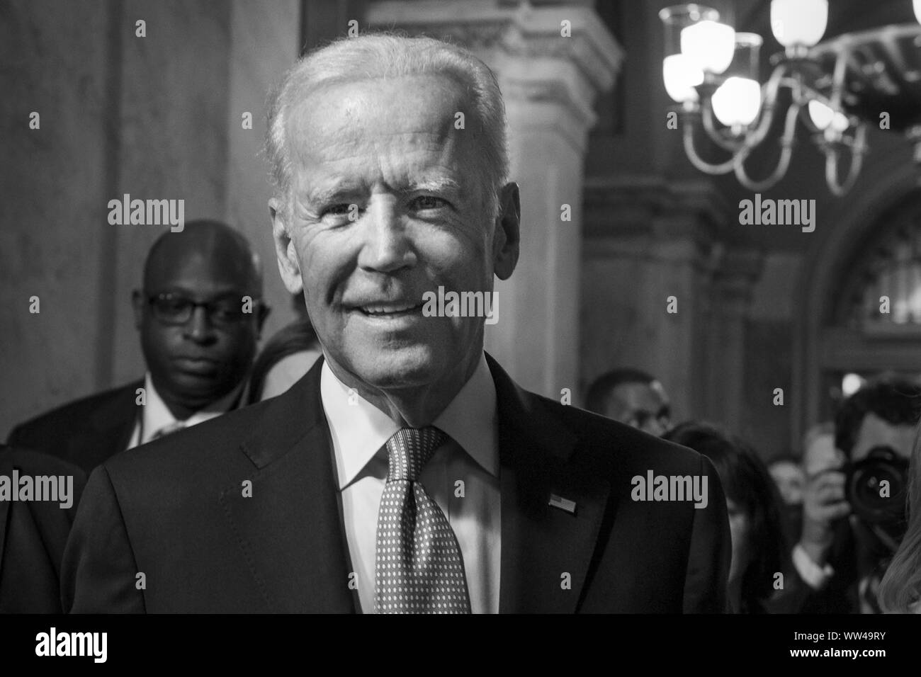 Stati Uniti Vice presidente Joe Biden arrivando a 58th inaugurazione presidenziale a Washington, 20 gennaio 2017. Foto Stock