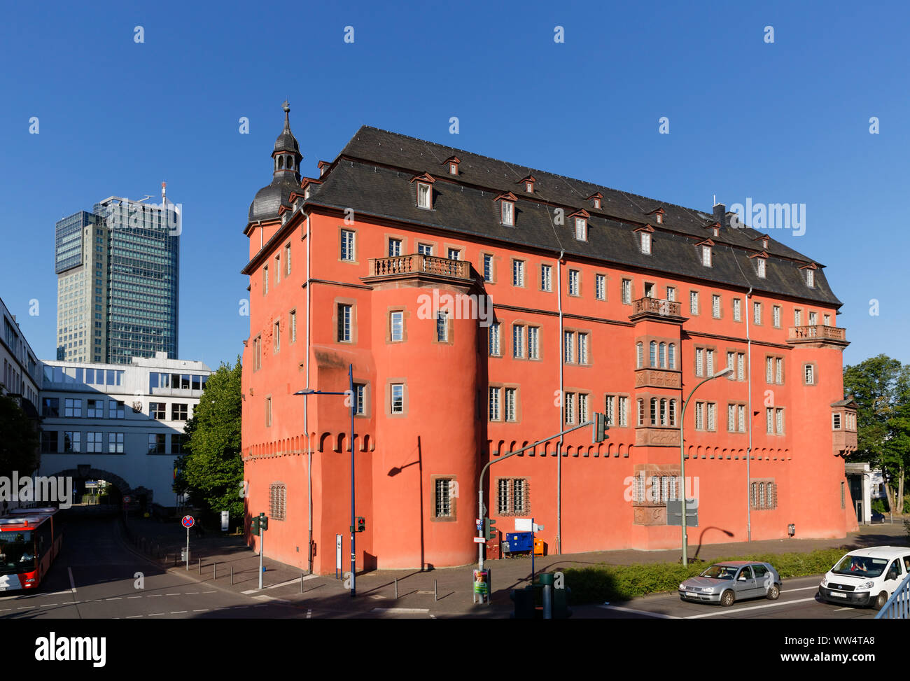 Isenburg castello e torre di città, Offenbach al principale, Hesse, Germania Foto Stock