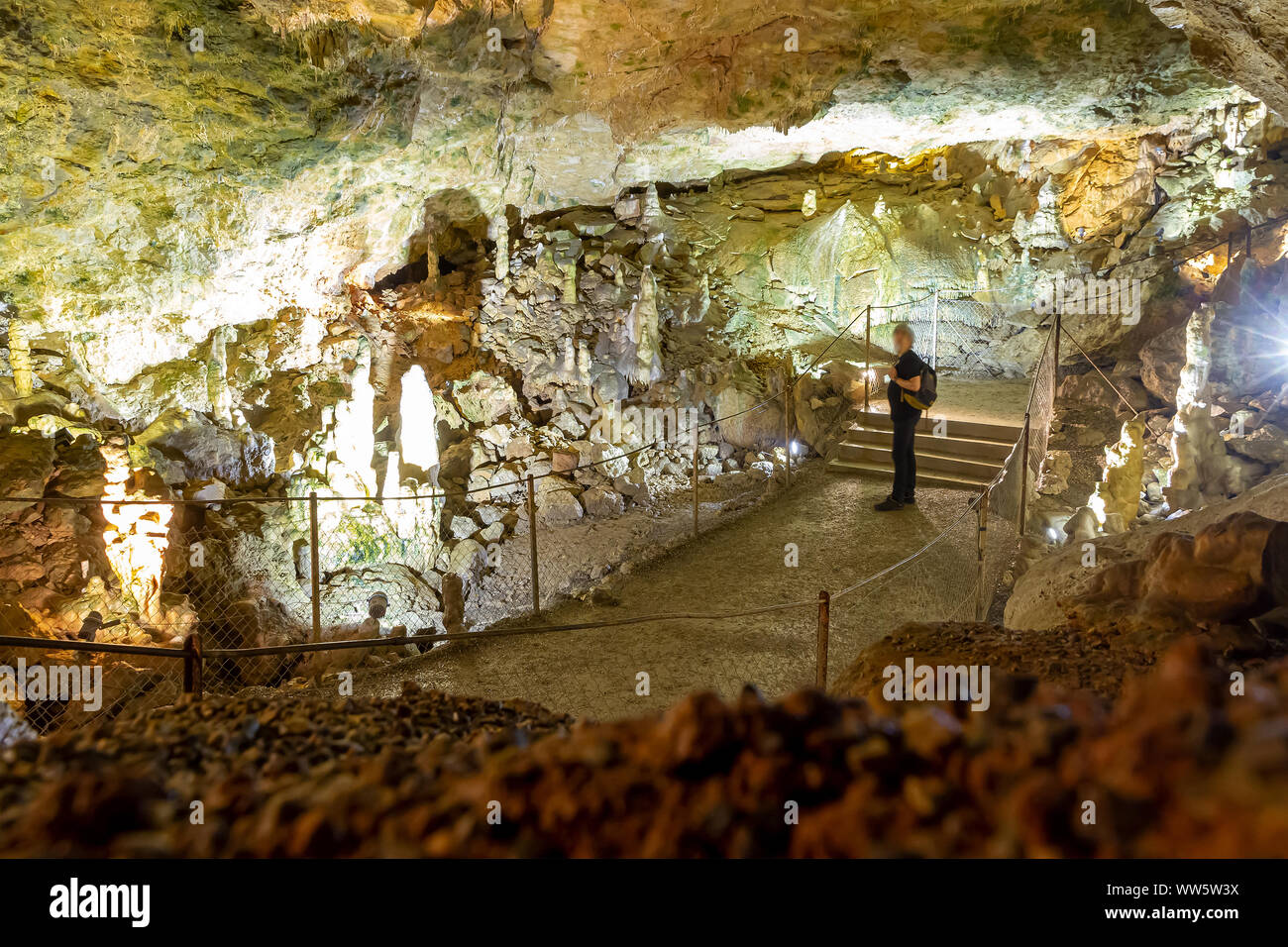 Il Nebelhöhle, di nebbia grotta sulle Alpi Sveve (Schwäbische Alb), Germania Foto Stock