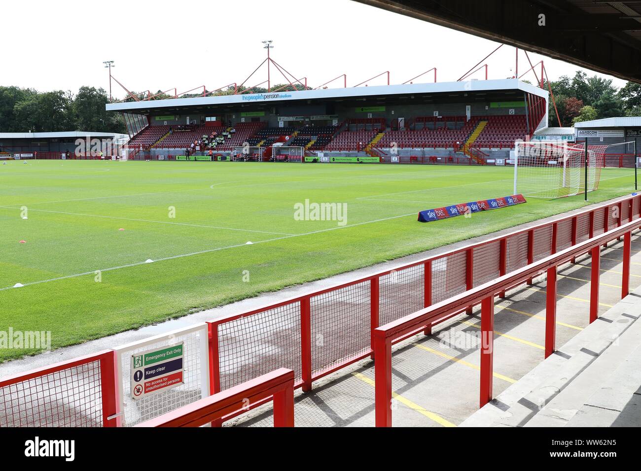 Crawley Town FC v Cheltenham Town FC presso il popolo del Pension Stadium (Sky scommessa lega due - 31 agosto 2019) - Il popolo della pensione immagine dello stadio b Foto Stock