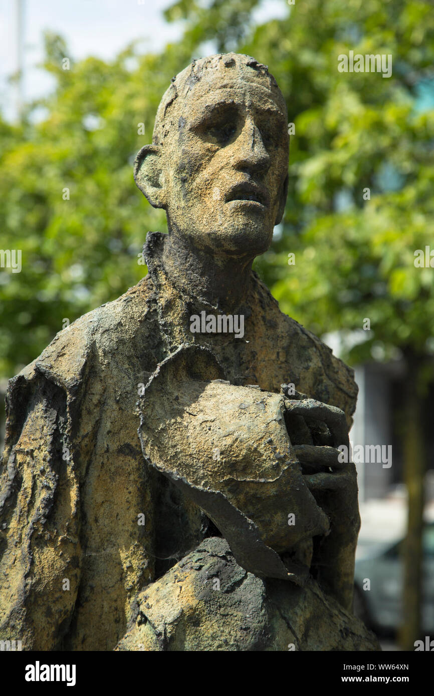 Uno di carestia Memorial statue a nord del Dock, Dublino, Irlanda Foto Stock