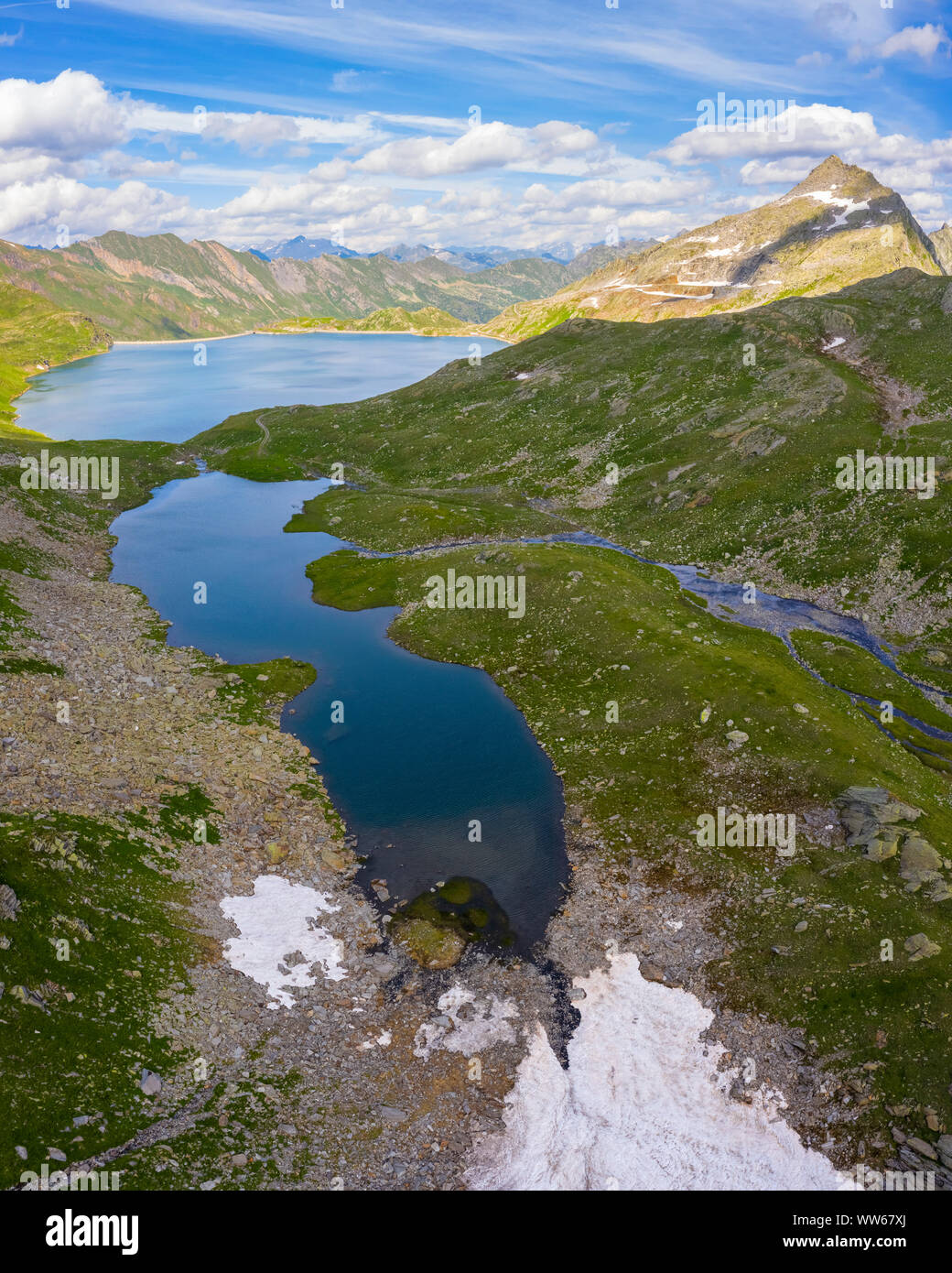 Vista aerea dei laghi intorno Naret, in particolare il Lago del Corbo e il Lago del Naret in Val Lavizzara, Valle Maggia. Foto Stock