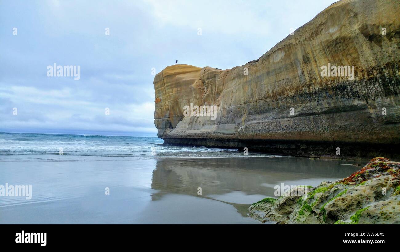 Baia sulla costa di Dunedin, Nuova Zelanda Foto Stock