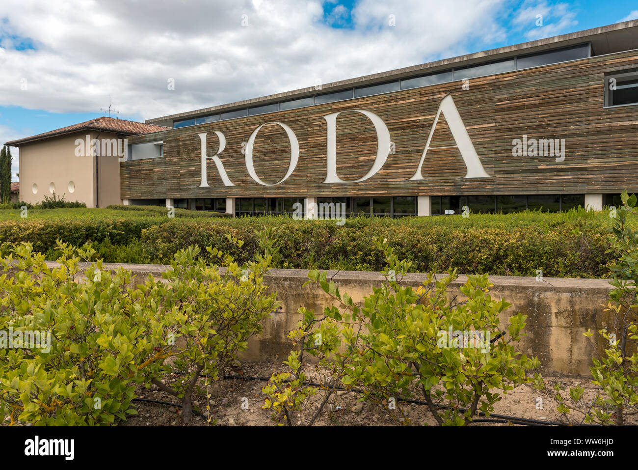 Roda cantina, Barrio de la Estacion, Haro, La Rioja, Spagna Foto Stock