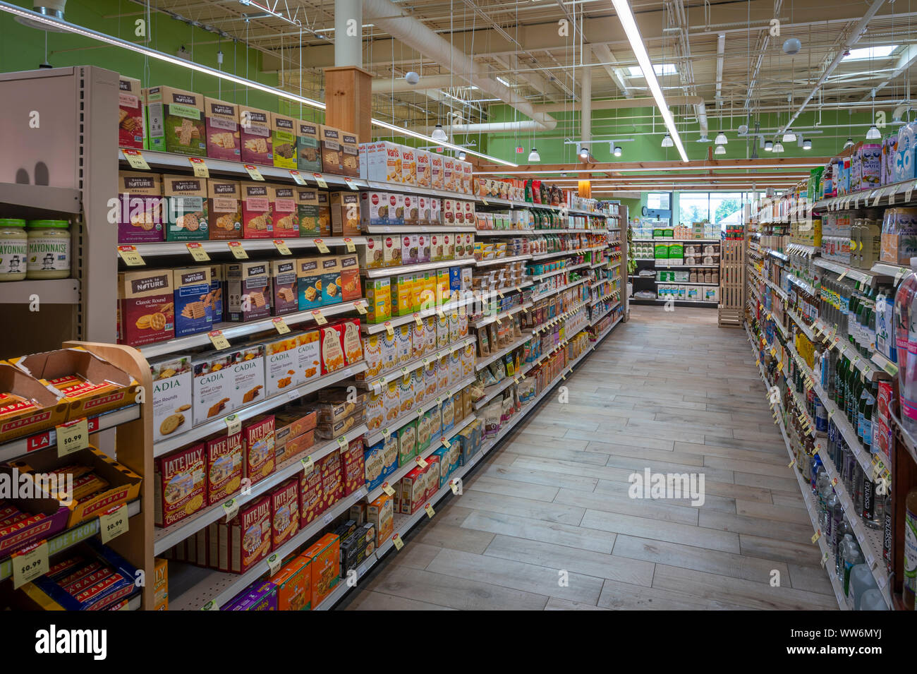 Prodotto alimentare confezionato corsia, American Fruttivendolo Foto Stock