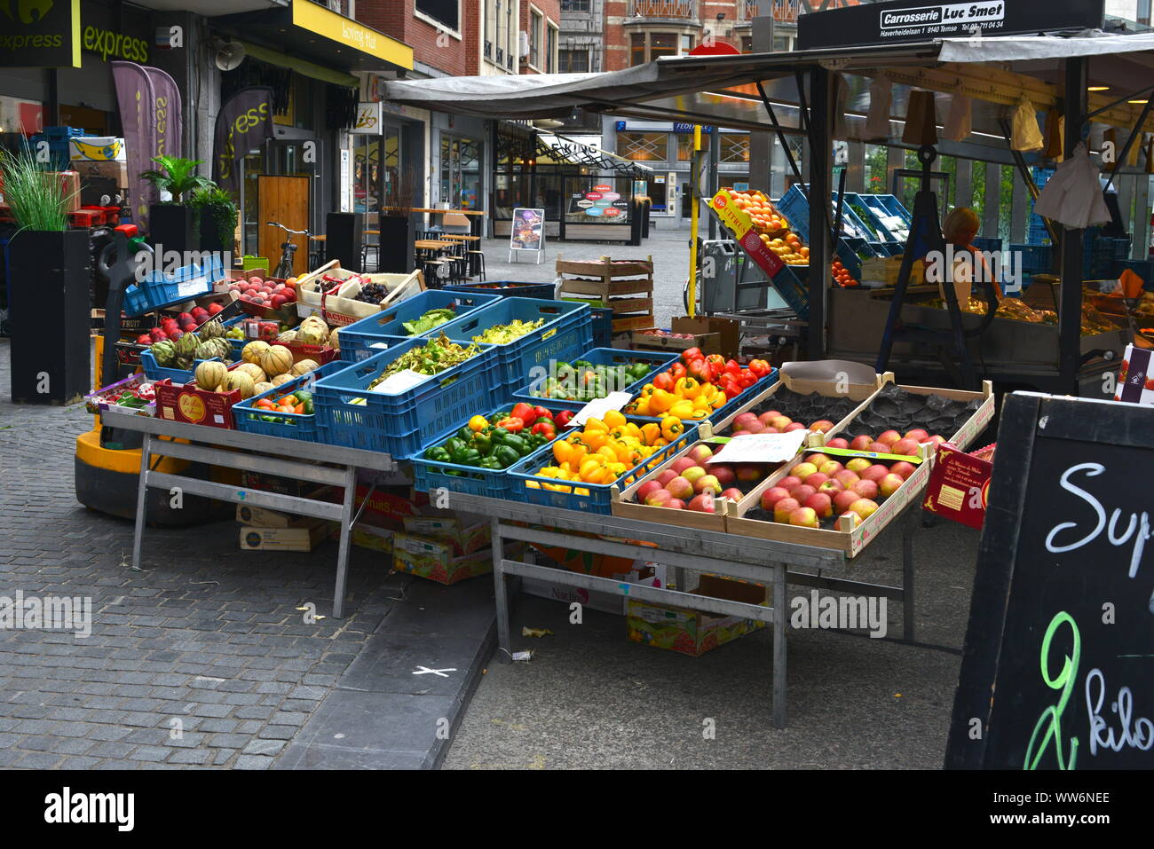 Leuven, Belgio 13 Settembre 2019 Venerdì: mercato settimanale. Foto Stock