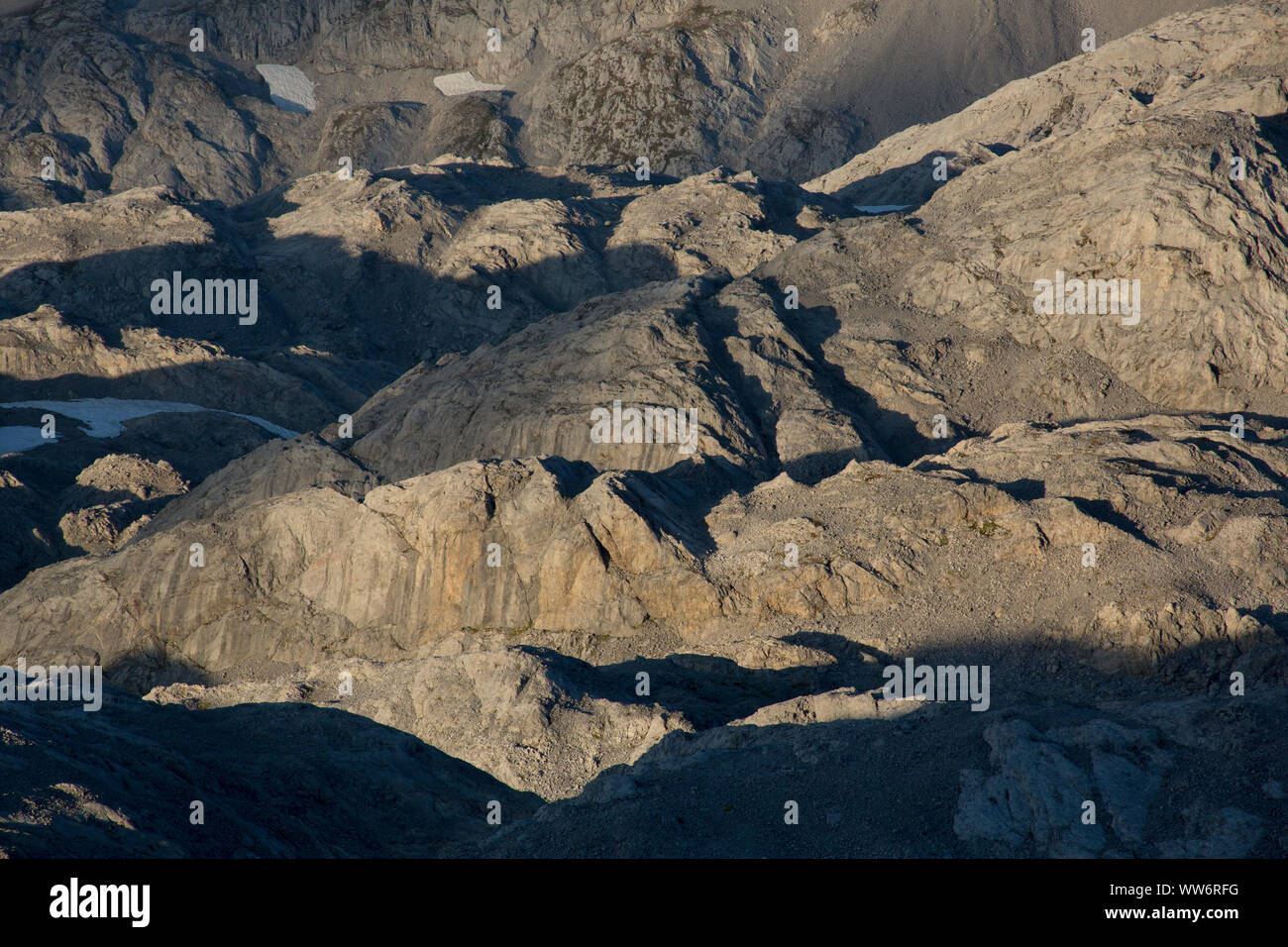 Paesaggio roccioso al HochkÃ¶nig durante il tramonto, contea di Salisburgo, Austria Foto Stock
