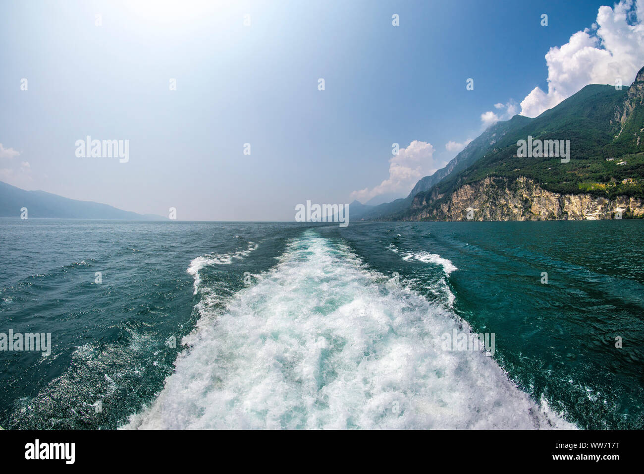 Il lago di Garda, barca per gite Foto Stock