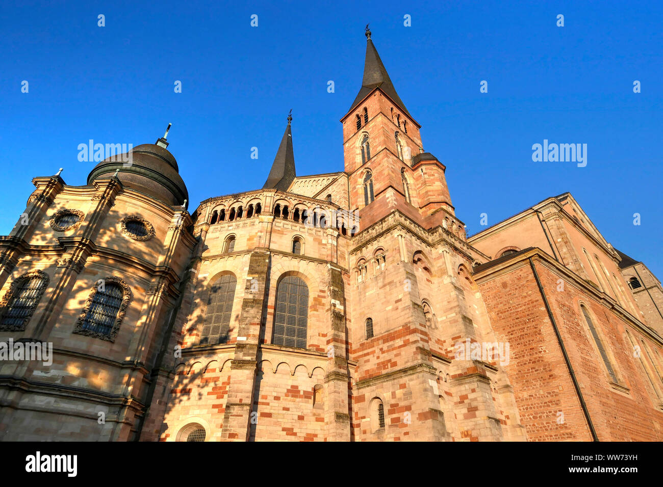 Alta Cattedrale di San Pietro, Trier, Renania-Palatinato, Germania Foto Stock