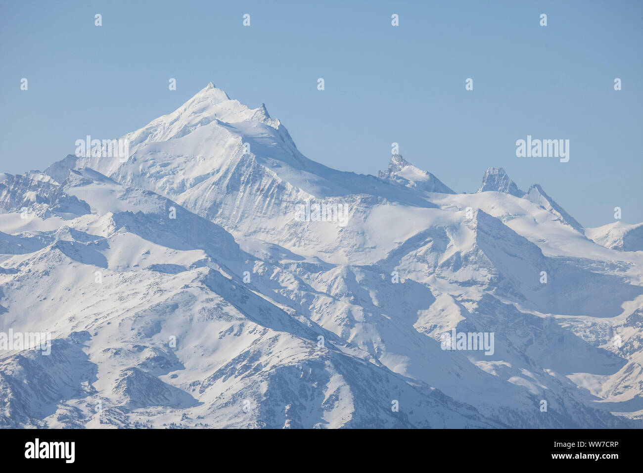 Vista la coperta di neve Corno Bianco, vicino a Zermatt, Vallese, Svizzera Foto Stock