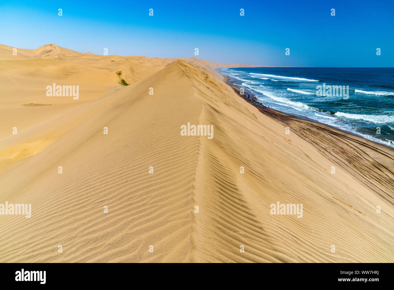 Le dune di sabbia, Sandwich Harbour, Namib-Naukluft National Park, Walvis Bay, Namibia Foto Stock