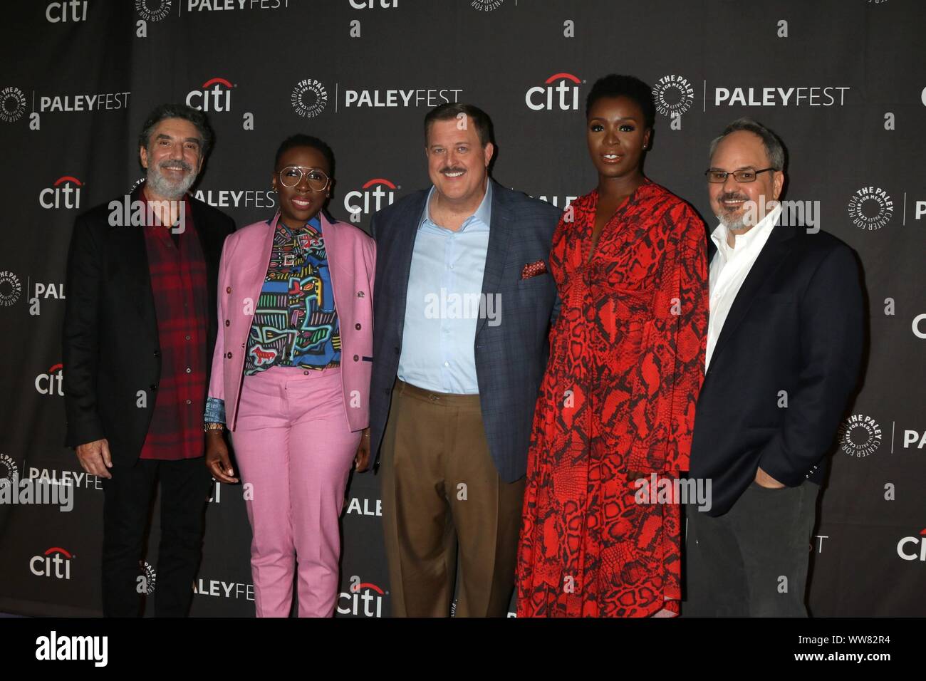 Chuck Lorre, Gina Yashere, Billy Gardell, Folake Olowofoyeku, Al Higgins presso gli arrivi per caduta PaleyFest TV Anteprime: CBS presenta tutti salire e BOB CUORI ABISHOLA, Paley Centre for Media, Beverly Hills, CA, 12 settembre 2019. Foto di: Priscilla concedere/Everett Collection Foto Stock