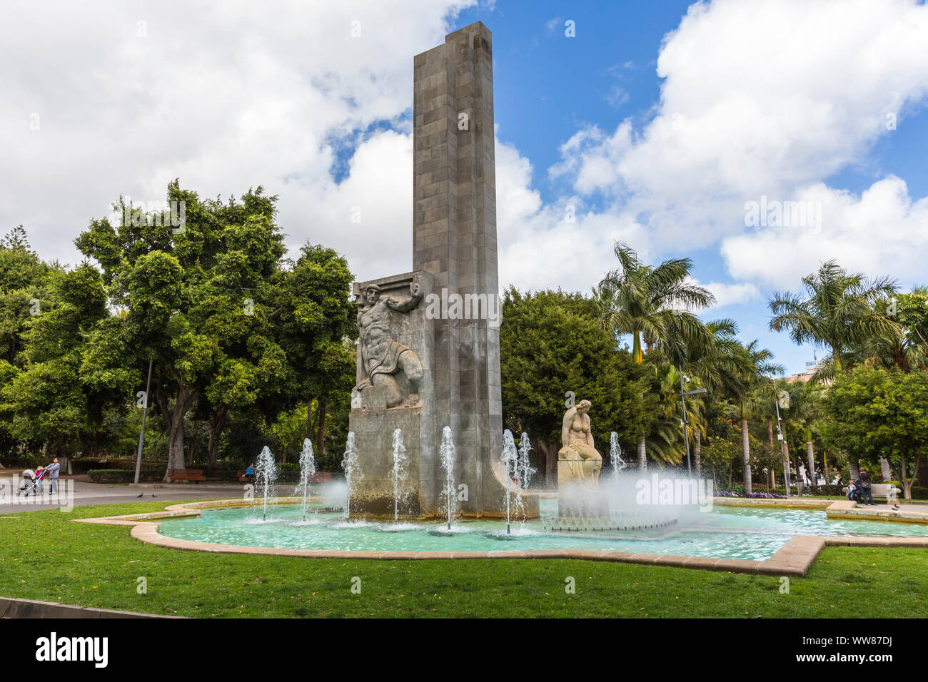 Monumento di fertilità da Francisco Borges, Parque Garcia Sanabria, giardino botanico, Santa Cruz Santa Cruz de Tenerife, Isole Canarie, Spagna, Europa Foto Stock