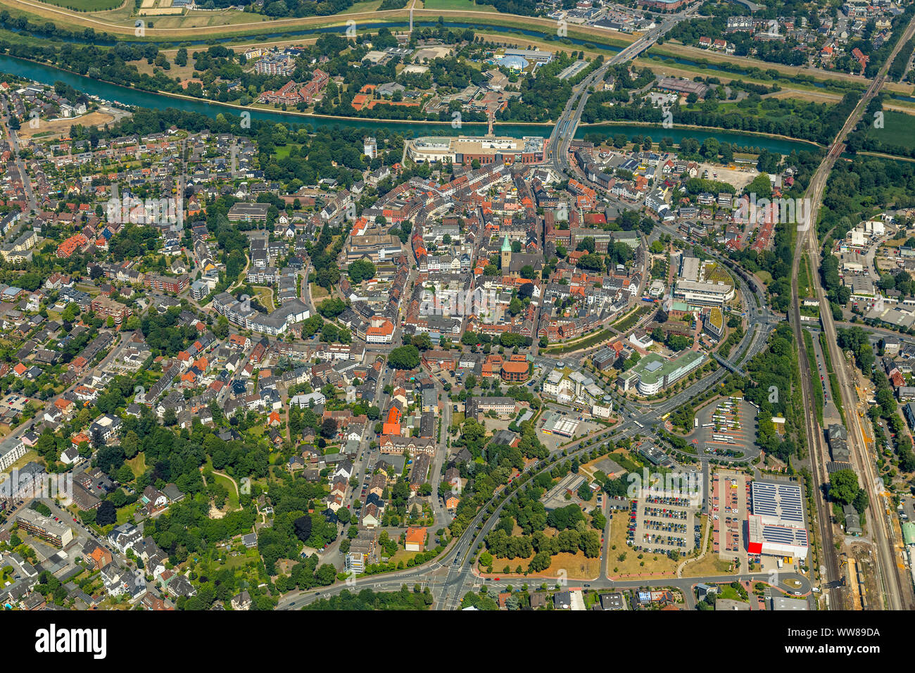 Panoramica di Dorsten centro città con Westwall, SÃ¼dwall, Ostwall, SÃ¼dgraben, Ostgraben e piazza del mercato, vista da sud, Dorsten, Ruhrgebiet, Nord Reno-Westfalia, Germania Foto Stock