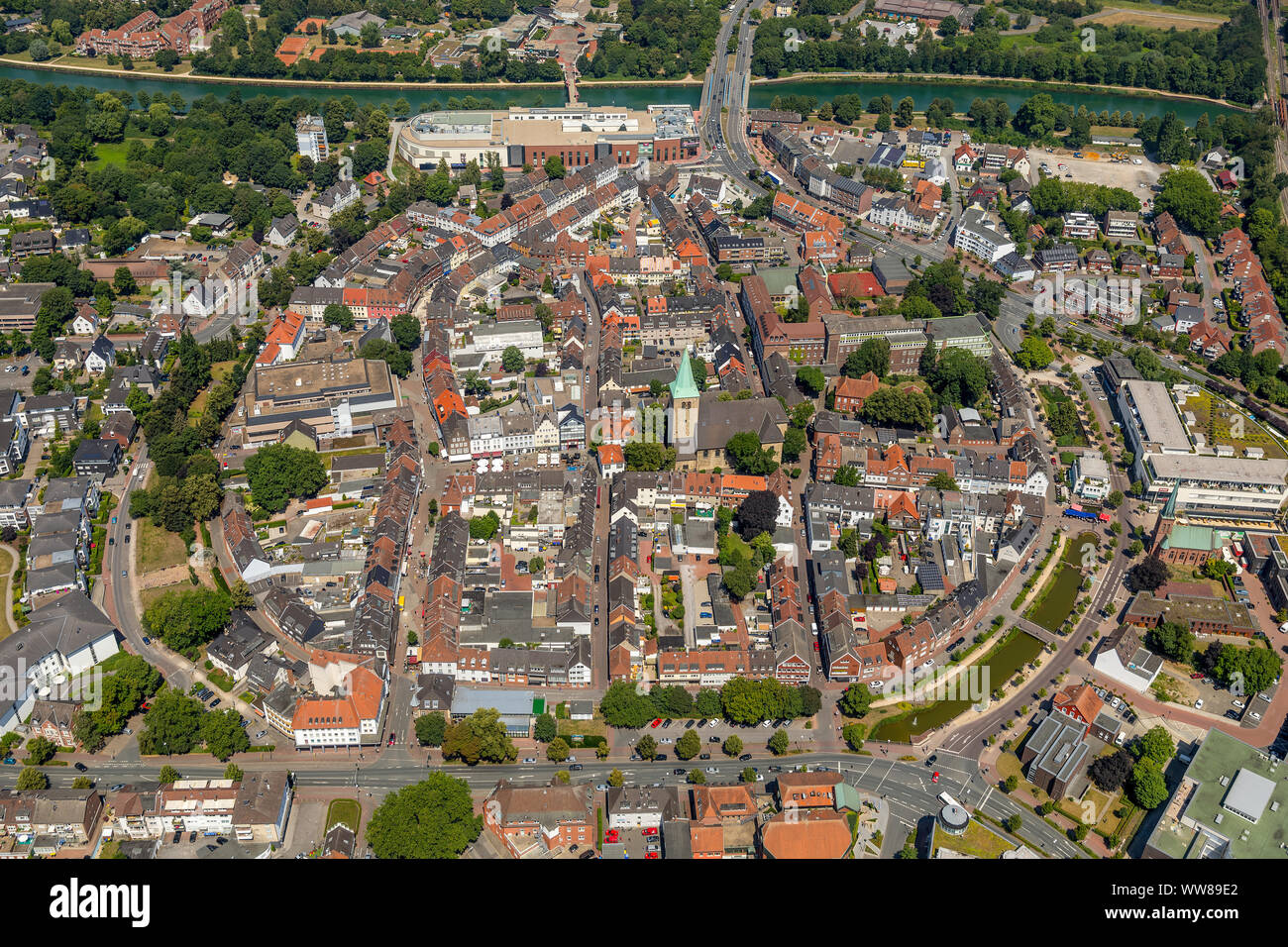 Panoramica di Dorsten centro città con Westwall, SÃ¼dwall, Ostwall, SÃ¼dgraben, Ostgraben e piazza del mercato, vista da sud, Dorsten, Ruhrgebiet, Nord Reno-Westfalia, Germania Foto Stock