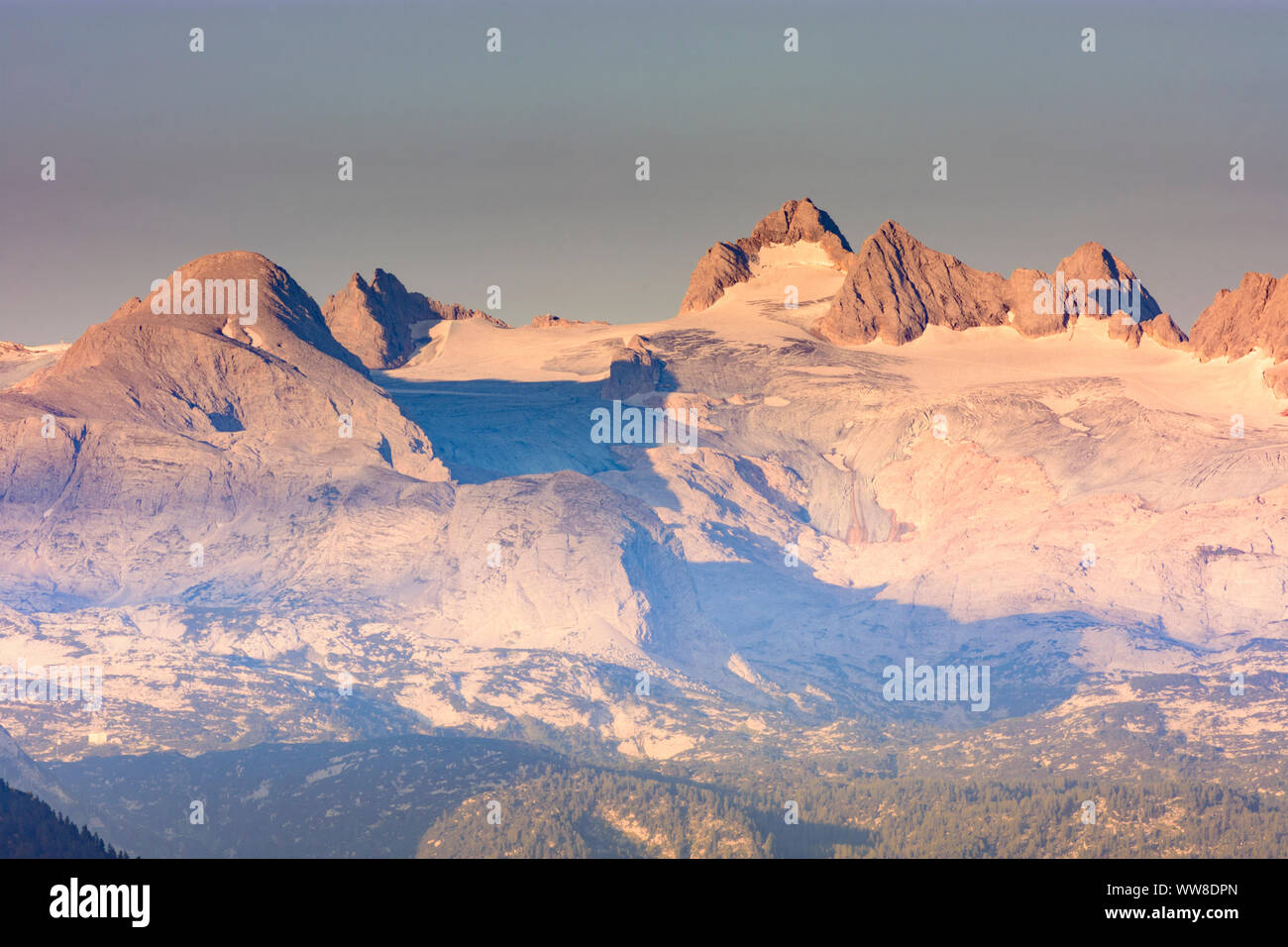 Nationalpark Dachstein, montagna Dachstein glacier HallstÃ¤tter Gletscher, Salzkammergut, OberÃ¶sterreich, Austria superiore, Austria Foto Stock