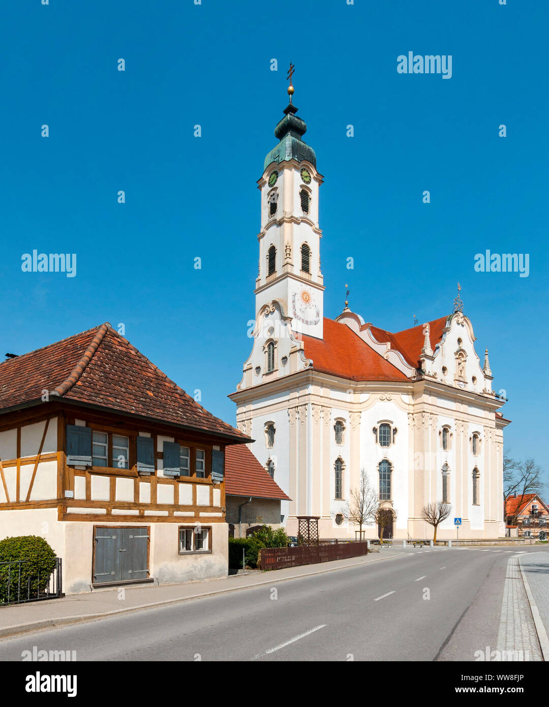 Germania, Baden-WÃ¼rttemberg, Bad Schussenried, Steinhausen, la Chiesa del pellegrinaggio della Madonna e la chiesa parrocchiale 'St. Pietro e Paolo", capomaestro 'Dominikus Zimmermann', considerata la più bella chiesa del paese nel mondo. Foto Stock