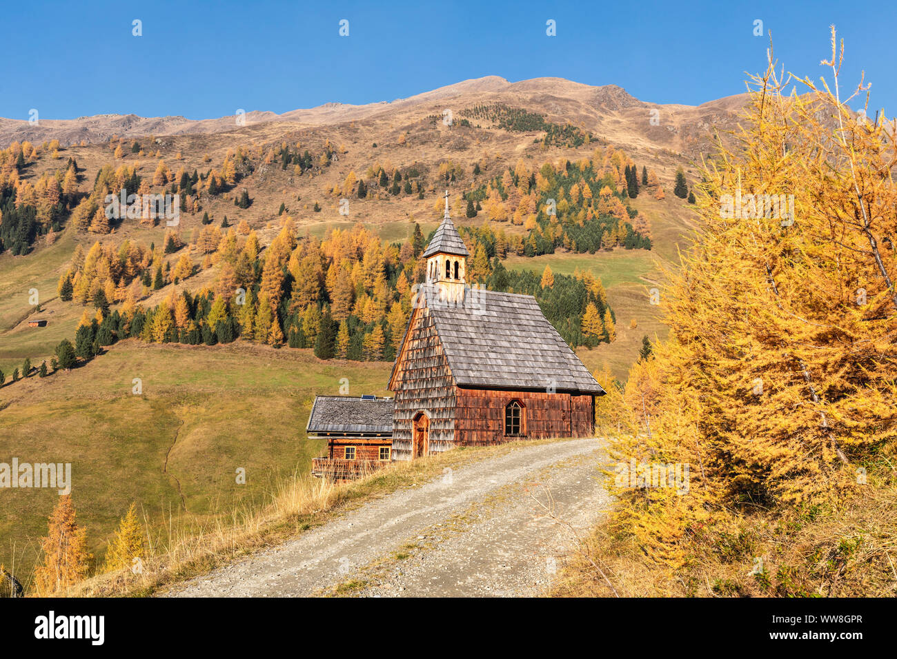 La Heilige Fatima cappella in Kamelisenalm, Innervillgraten, Valle di Villgraten, Tirolo orientale, Austria, Europa Foto Stock