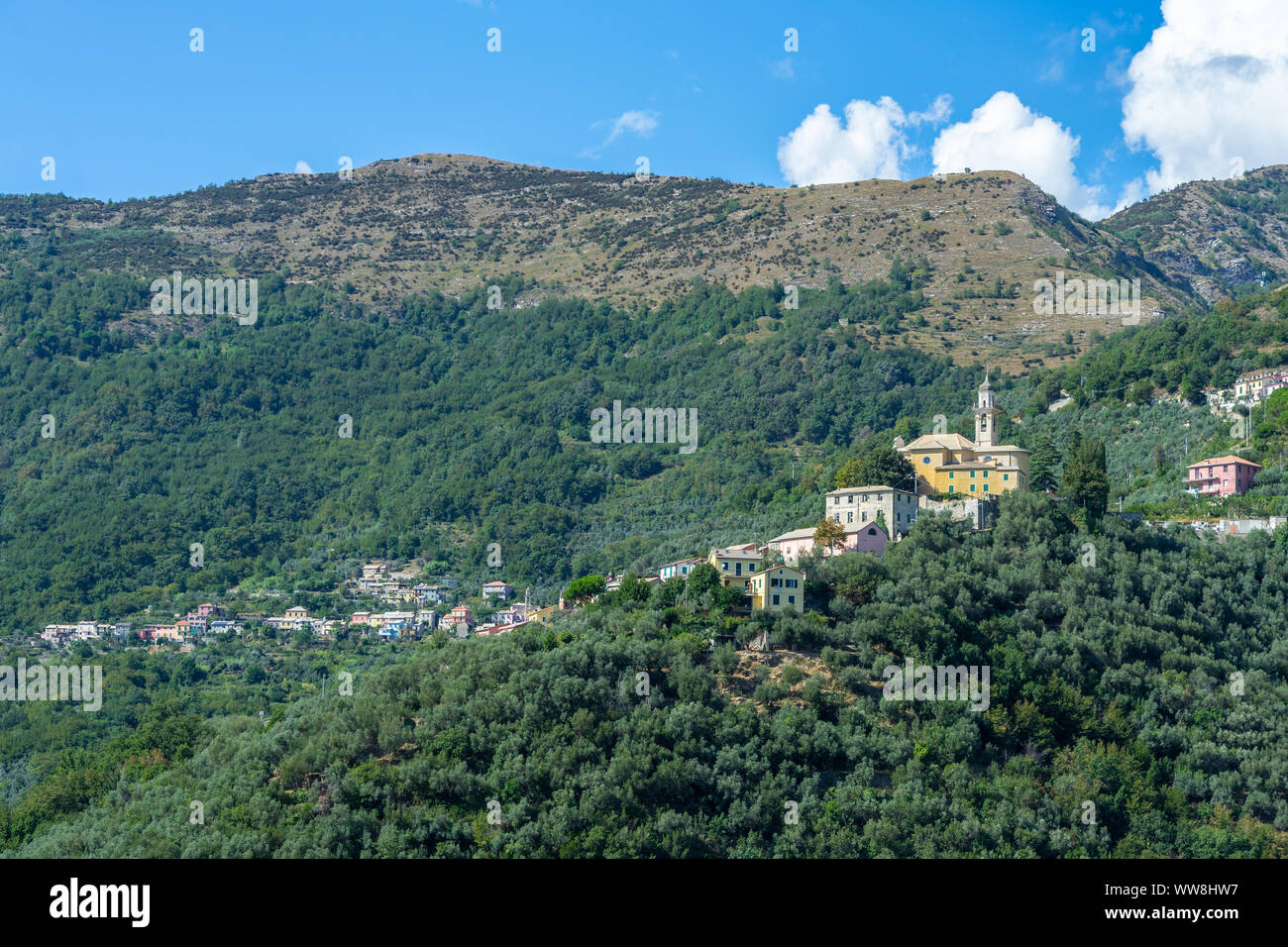 Il villaggio di Canepa nell'Appennino inLiguria, Italia Foto Stock