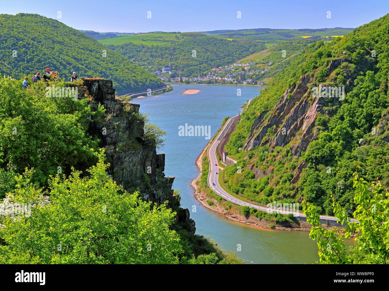 Valle del Reno a sud di Loreley Rock con vista verso Oberwesel, Reno, valle del medio Reno, Renania-Palatinato, Germania Ovest, Germania Foto Stock