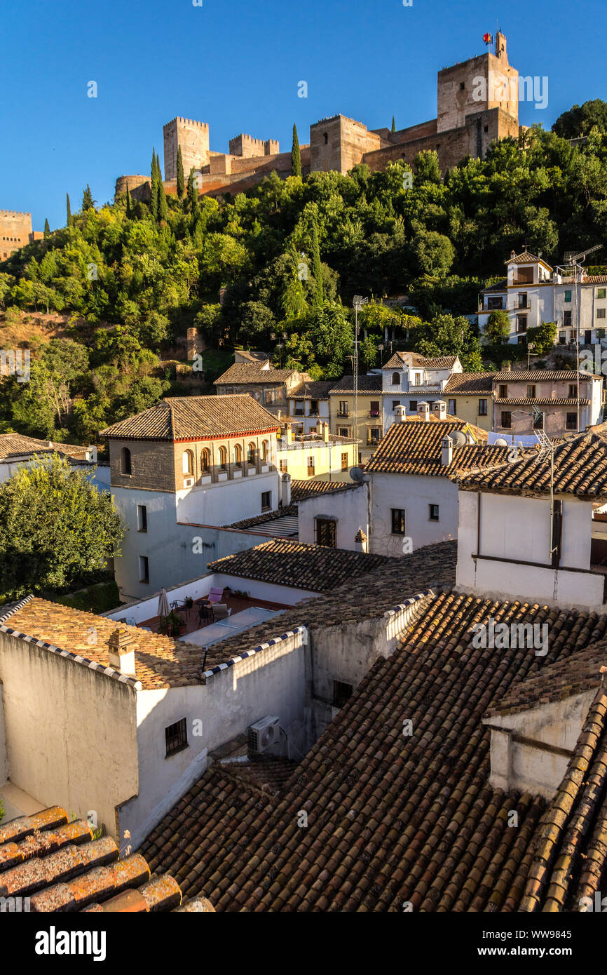 Edifici nella città di Granada, Spagna Foto Stock