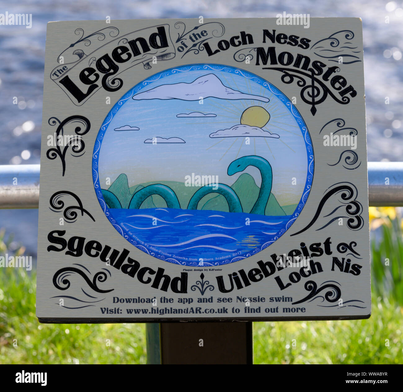 Segnale di informazione sulle rive del fiume Ness a Inverness, Highland, Scotland, Regno Unito Foto Stock
