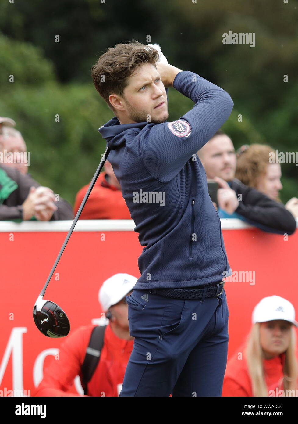 Niall Horan di una direzione tees di presso l'ISP Handa WORLD INVITATIONAL Pro-Am a Galgorm Golf Club vicino a Belfast, Irlanda del Nord con: Niall Horan dove: Ballymena, County Antrim, Irlanda del Nord quando: 14 Ago 2019 Credit: WENN.com Foto Stock