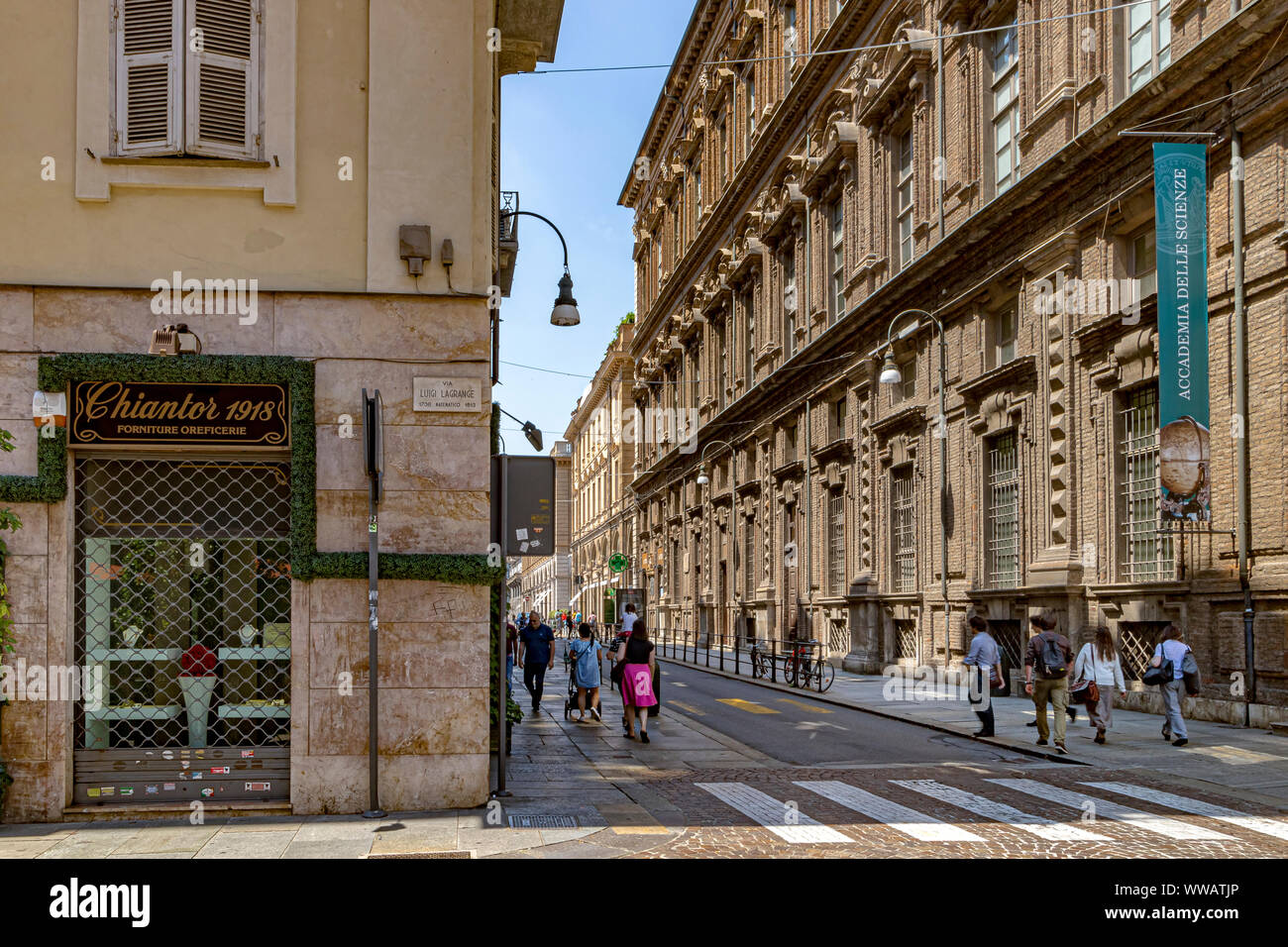 L'esterno del Museo Egizio di Torino, che ospita una delle più grandi collezioni di antichità egizie del mondo, Torino, Italia Foto Stock