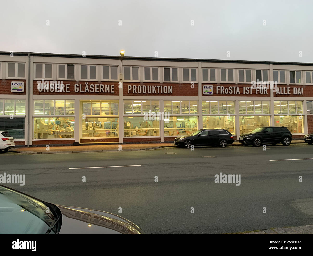 Bremerhaven, Germania, Settembre 13, 2019: FrostaAG in Bremerhaven. unsere gläserne produktion frosta ist für alle da (la nostra produzione di vetro frosta è Foto Stock