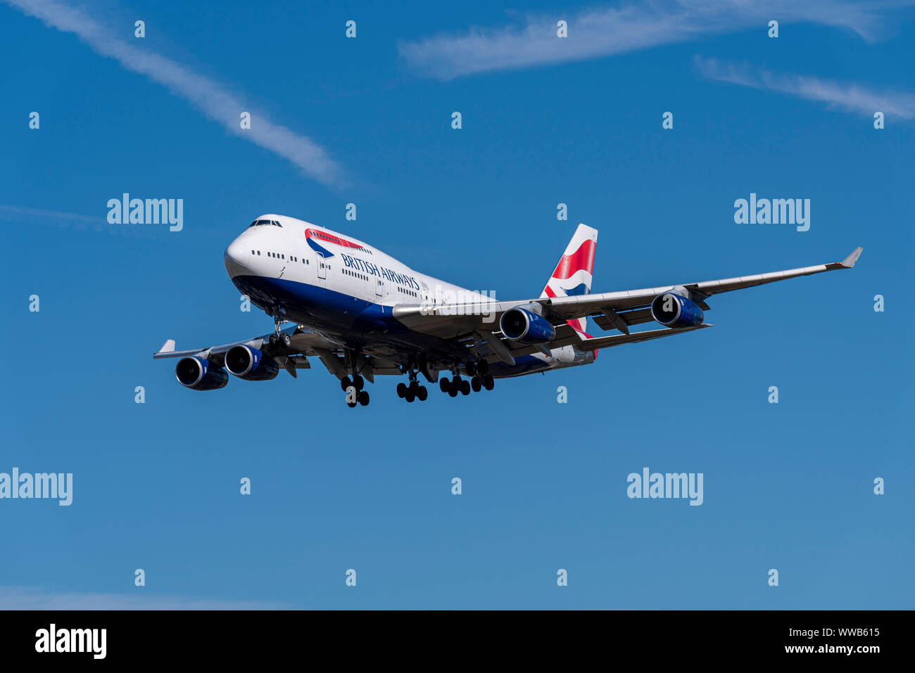 British Airways Boeing 747 Jumbo aereo di linea G-CIVT atterraggio all'aeroporto di Londra Heathrow a Hounslow, Londra, Regno Unito Foto Stock