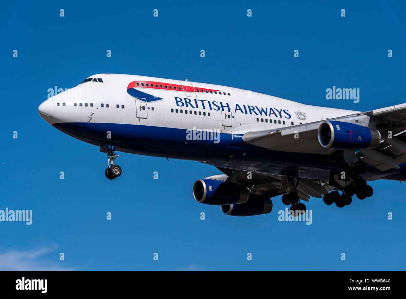 British Airways Boeing 747 Jumbo aereo di linea G-CIVT atterraggio all'aeroporto di Londra Heathrow a Hounslow, Londra, Regno Unito Foto Stock